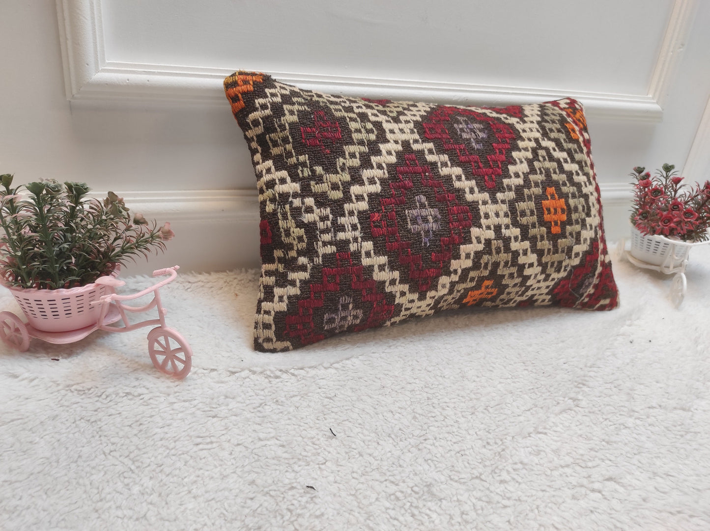 Handwoven Kilim Lumbar Pillow Cover: Antique Bohemian Accent (12x20 in)