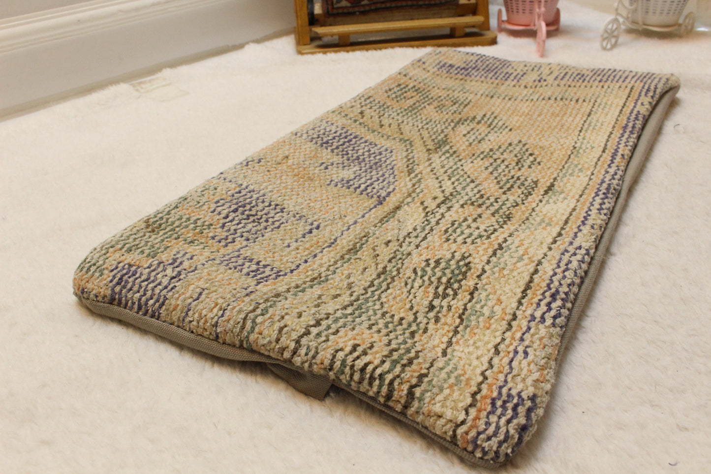 Handmade Kilim Lumbar Pillow Cover: Turkish Rug Pillow (12x24 inc)