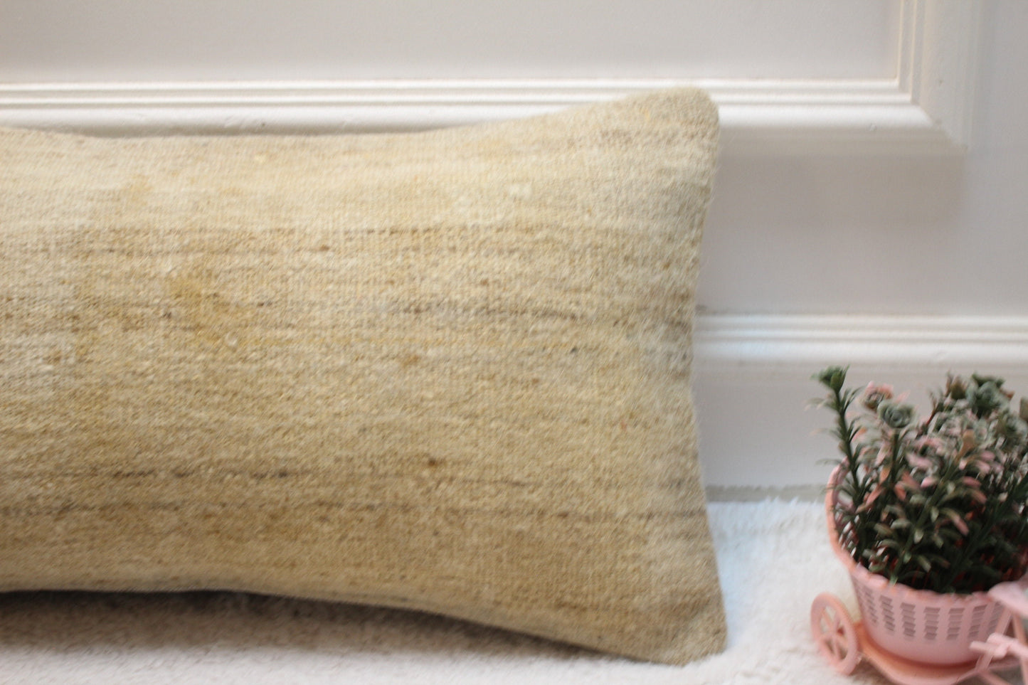 Beige Kilim Lumbar Pillow Cover: Vintage Woven Rug, 12x24 inch