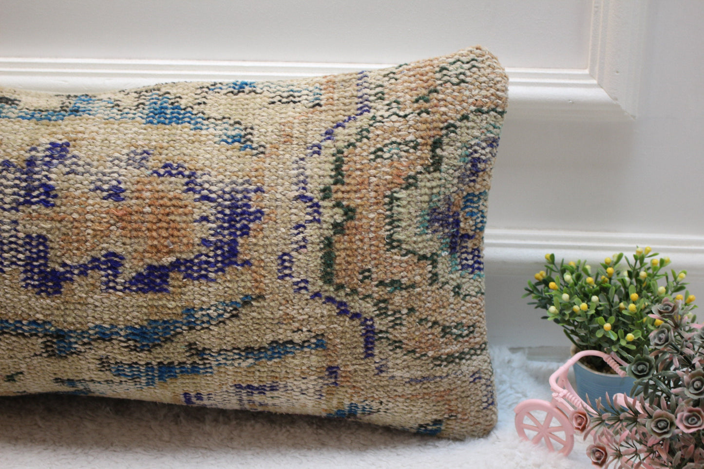 Floral Kilim Lumbar Pillow Cover: 12x24 inch, Upcycled Wool Rug