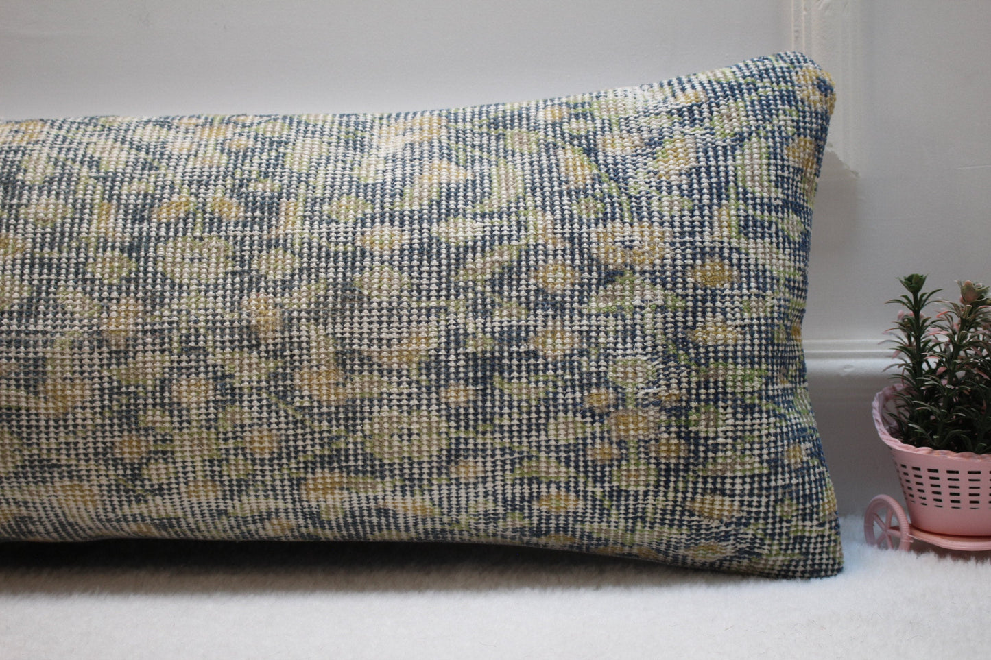 Green Vintage Turkish Rug Lumbar Pillow Cover (12x36 in)