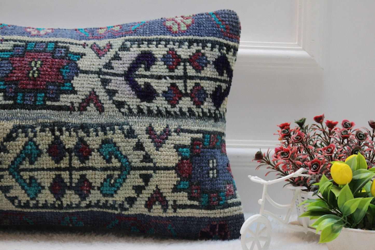 Handmade Turkish Rug Lumbar Pillow Cover: Vintage Patchwork Design (12x20 in)