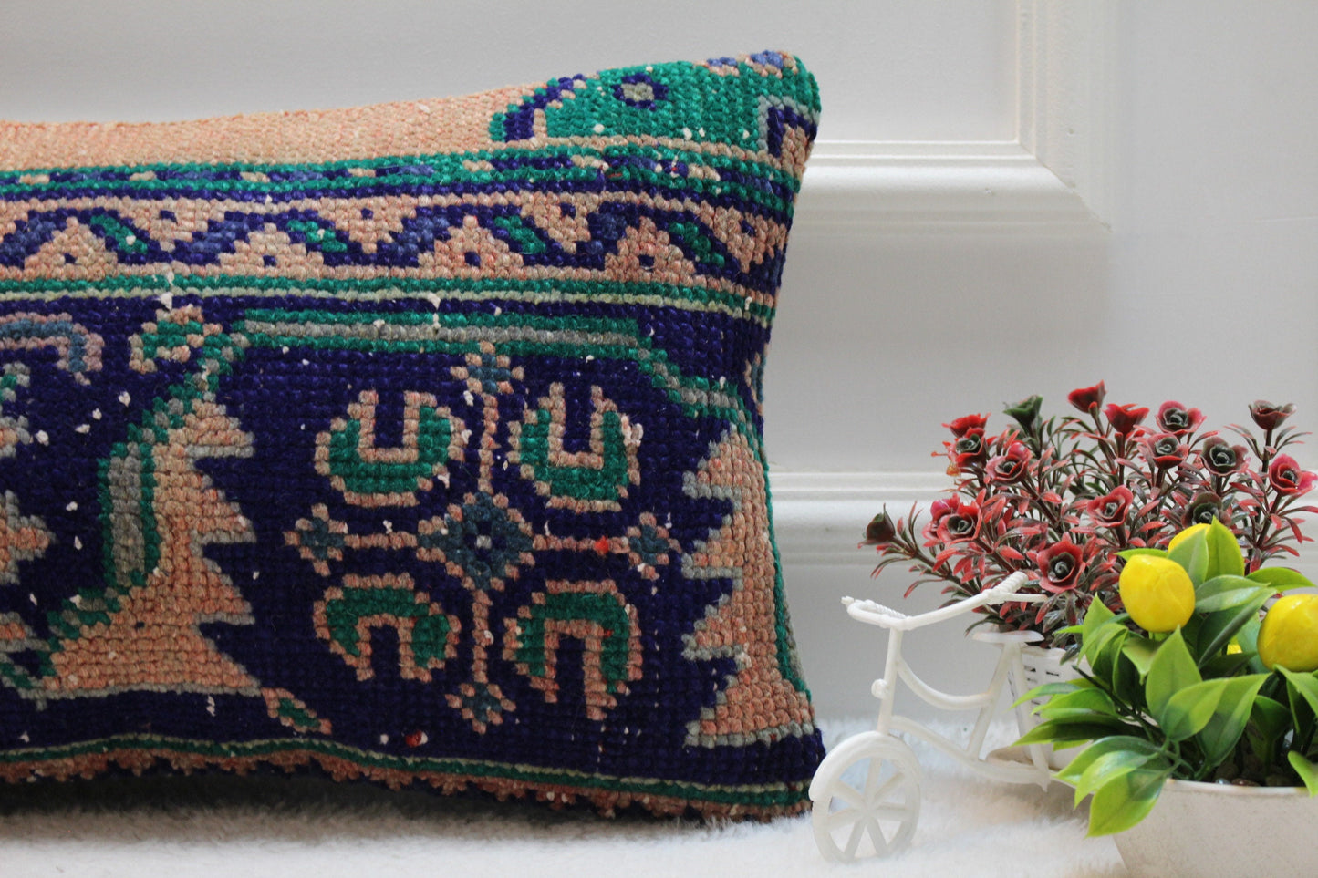 Handmade Turkish Rug Lumbar Pillow Cover: Geometric Kilim Pillow (12x20 in)