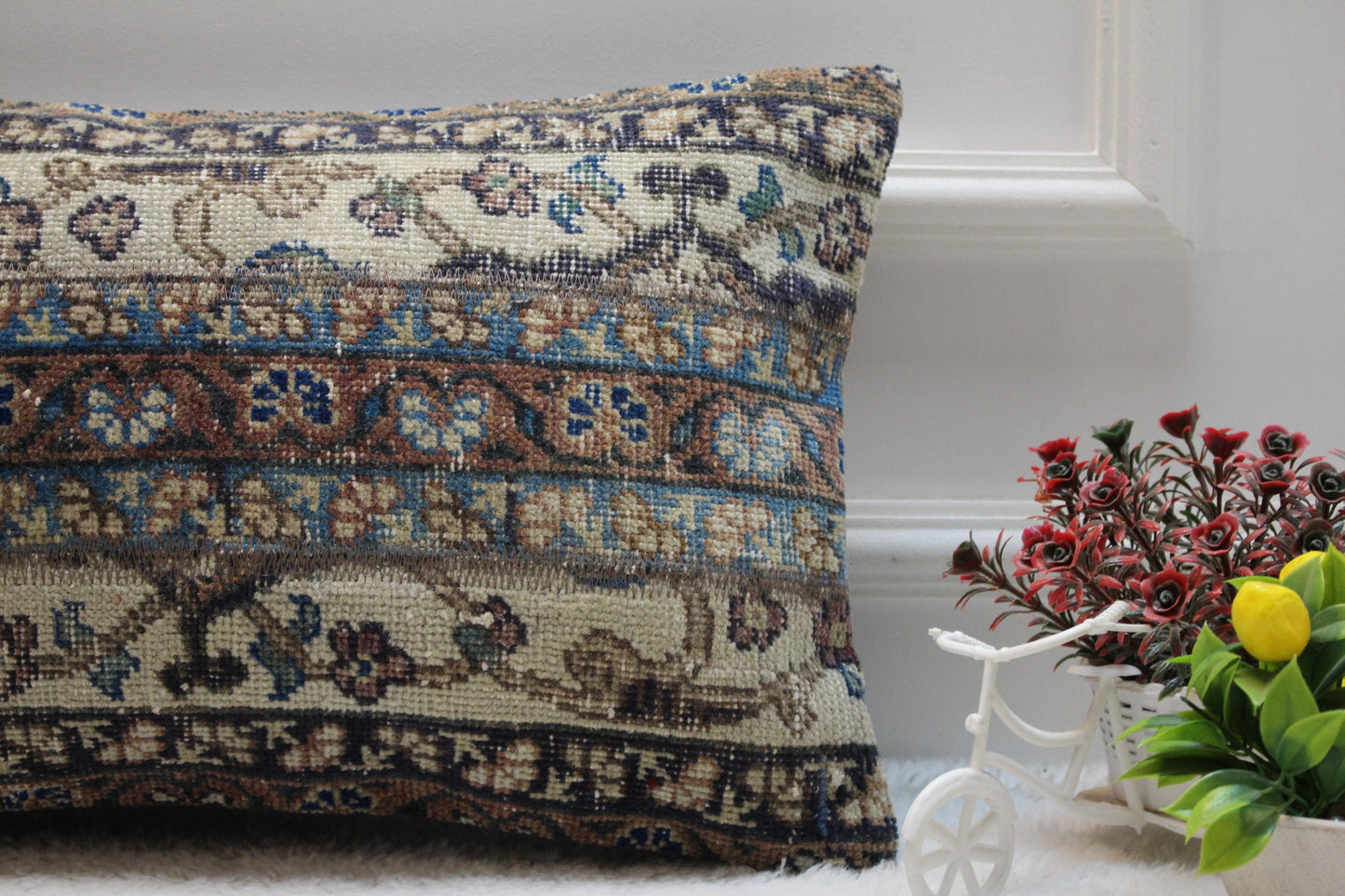 Floral Turkish Rug Lumbar Pillow Cover: Handmade Wool, 12x20 inc