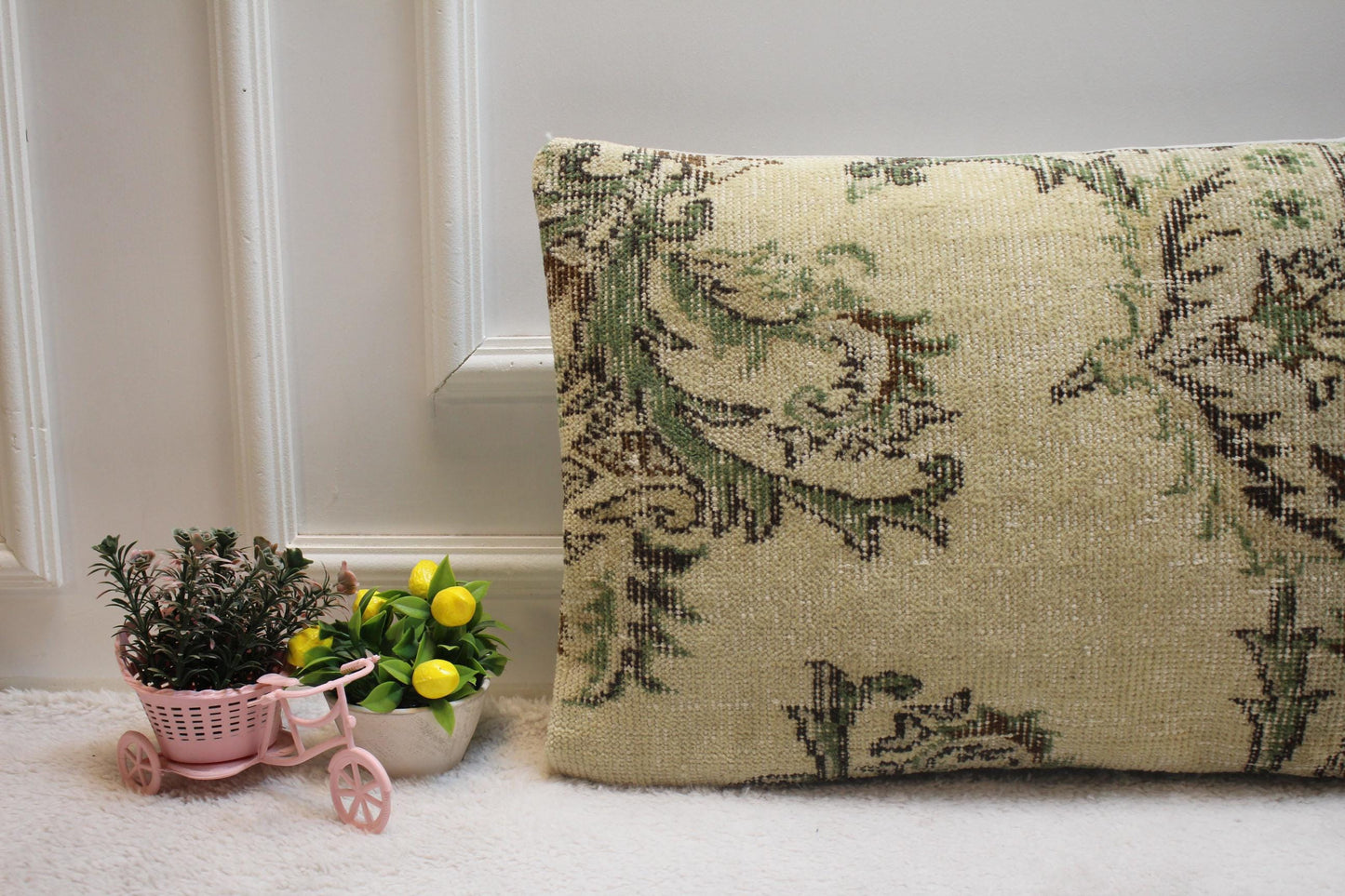Floral Kilim Lumbar Pillow Cover: Beige & Green Rug Pillow, 16x24 inc