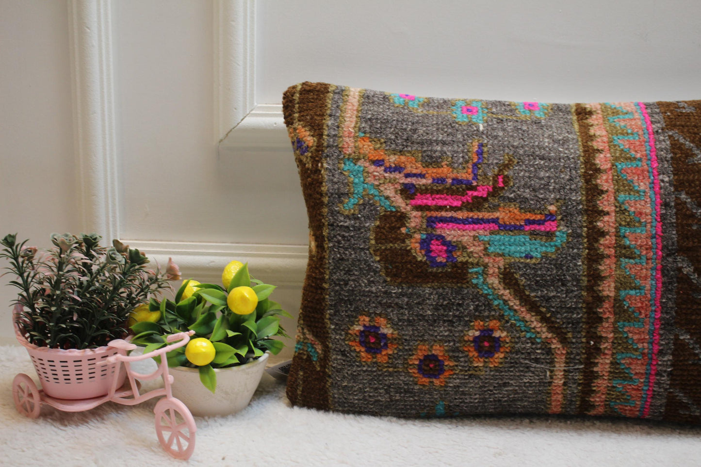 Handmade Wool Lumbar Pillow Cover: Upcycled Anatolian Kilim (12x20 in)