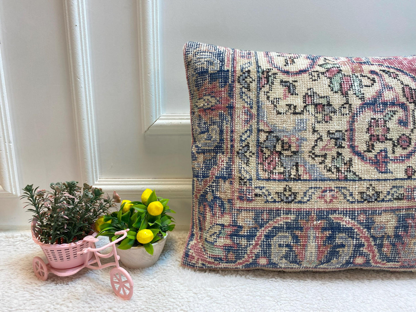 Vintage Turkish Rug Lumbar Pillow: Organic Wool Boho Design (16x24 in)
