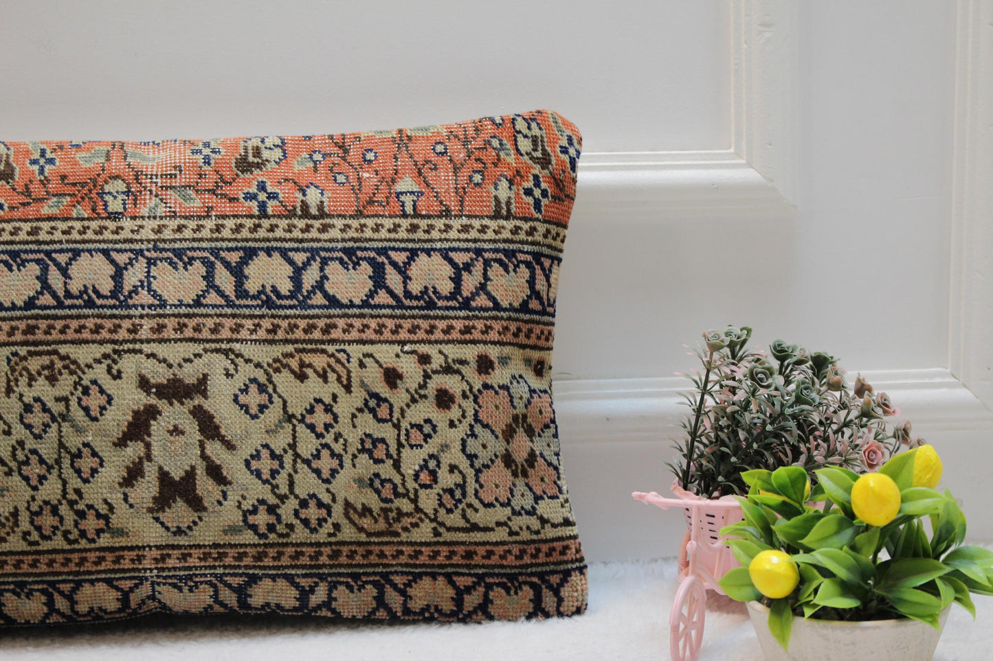 Handmade Floral Kilim Pillow Cover: Upcycled Turkish Rug, 12x24 inc