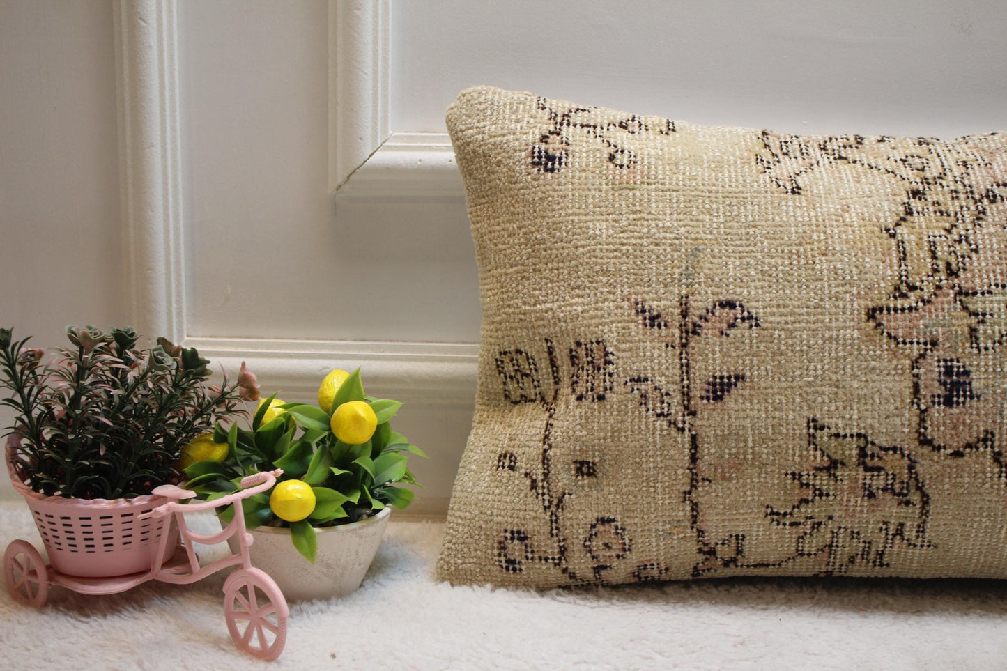 Handmade Wool Lumbar Pillow Cover: Upcycled Turkish Rug, Beige Pink Brown (12x20 in)