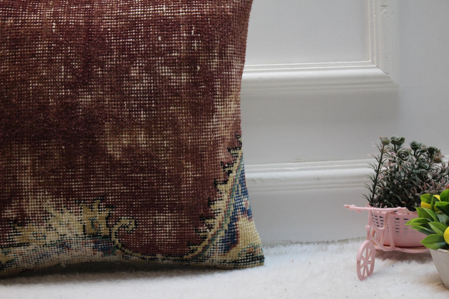 Handmade Red Kilim Pillow Cover: Vintage Boho Woven Wool (16x16 in)