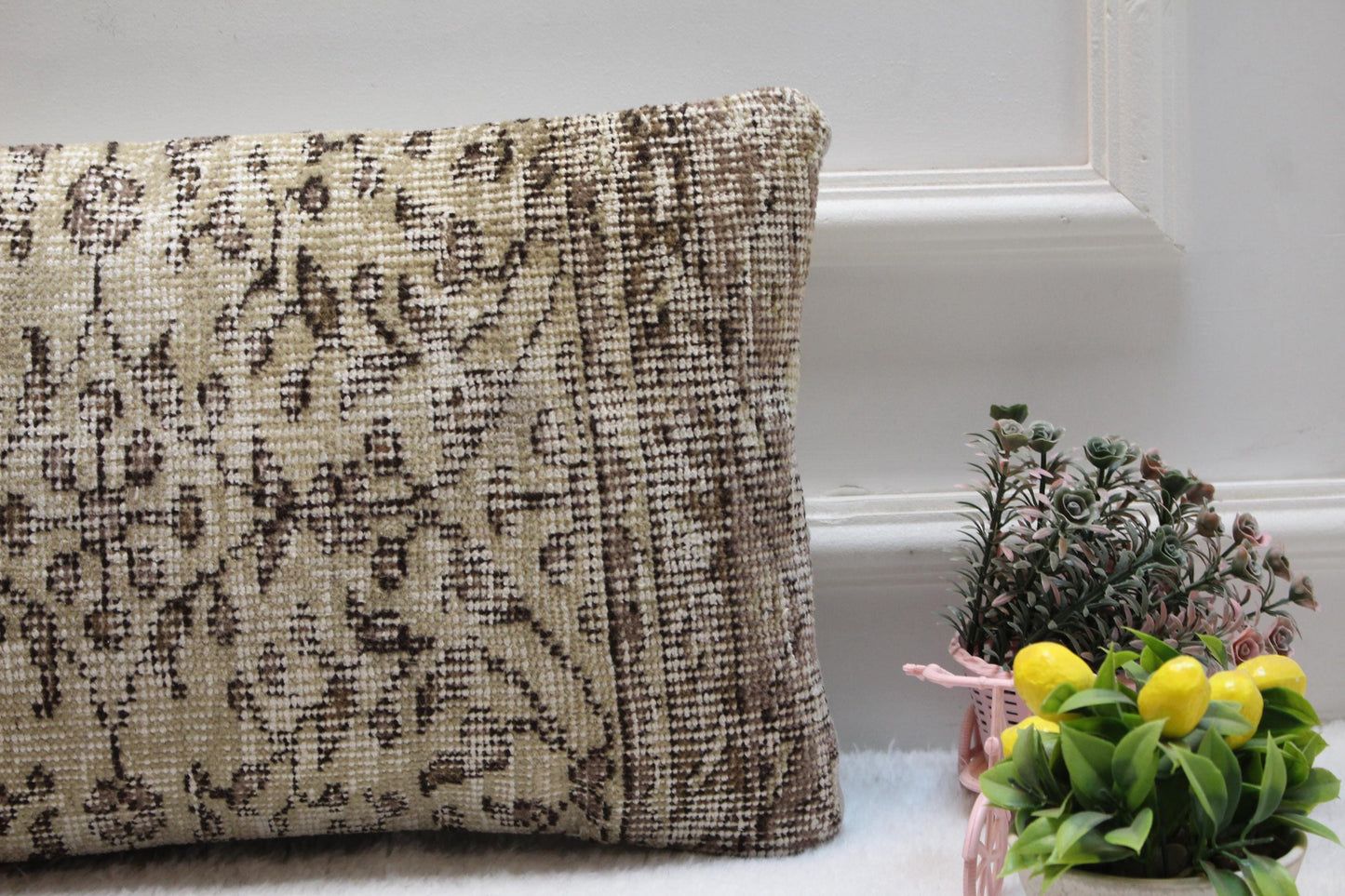 Vintage Turkish Rug Lumbar Pillow Cover: Bohemian Farmhouse Cushion (12x24)