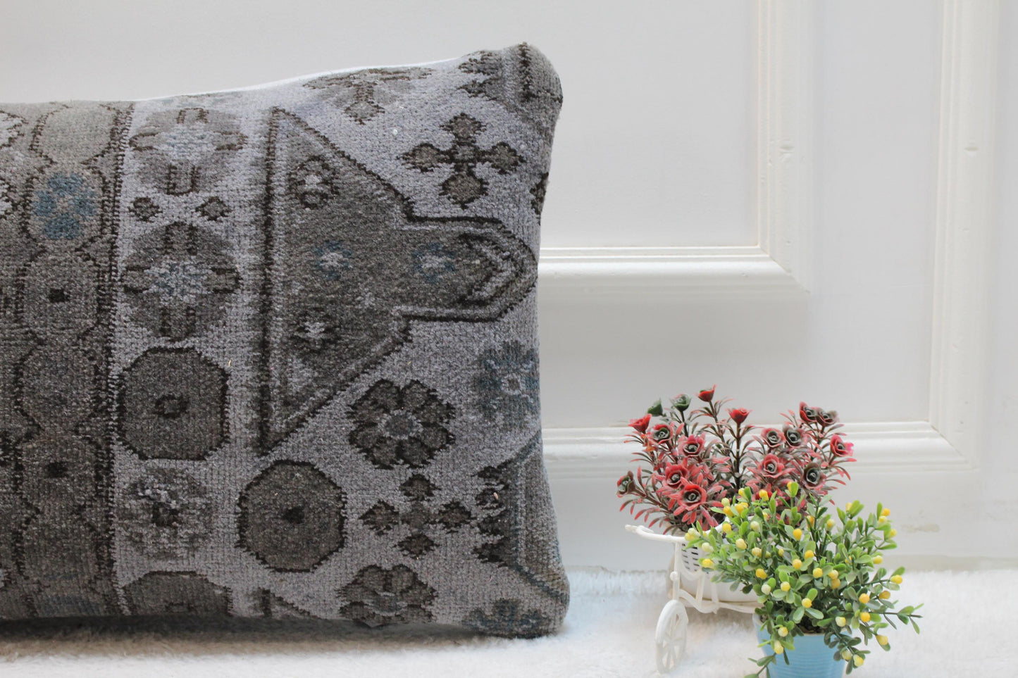 Gray Turkish Rug Lumbar Pillow Cover: Vintage Kilim Pillow, 16x24 inch