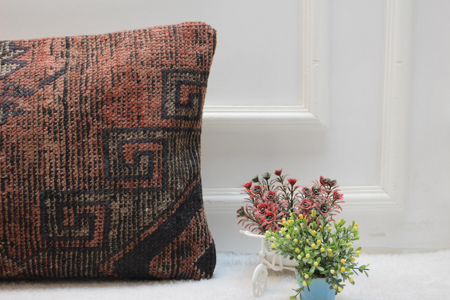 16x24 Vintage Turkish Rug Pillow Cover: Organic Wool Kilim Pillow