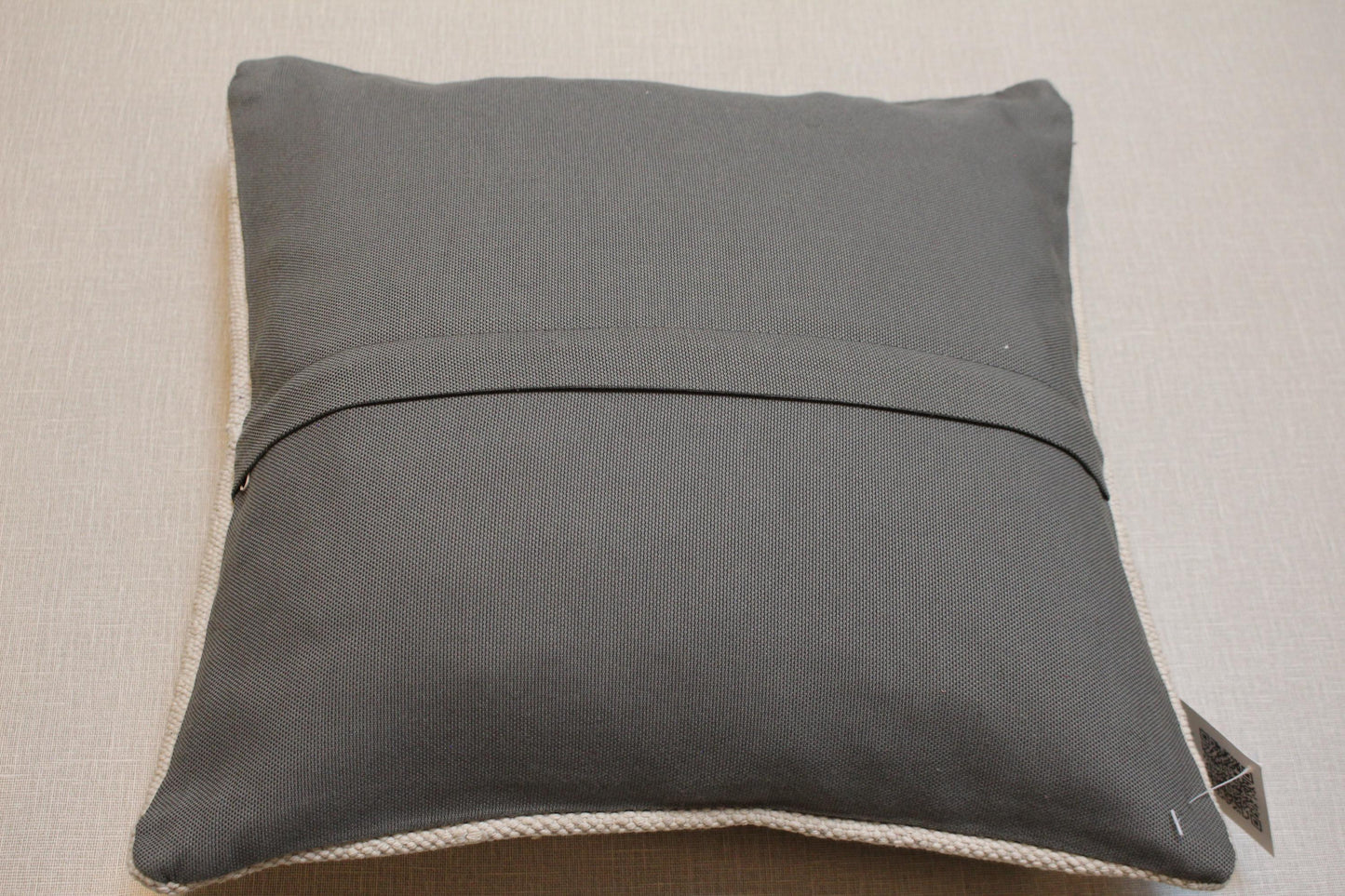 Handmade Beige Kilim Pillow Cover: Vintage Turkish Rug Cushion 16x16