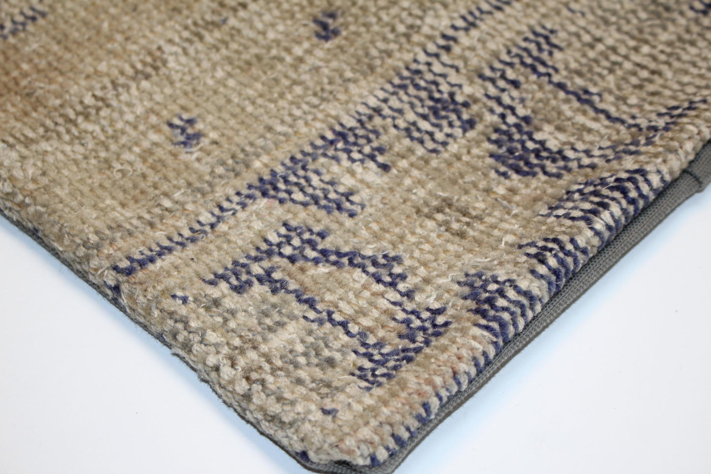 Vintage Turkish Kilim Pillow Cover, Minimal Faded Rug Cushion, Natural Linen Look Textile Accent, 16x16 inch