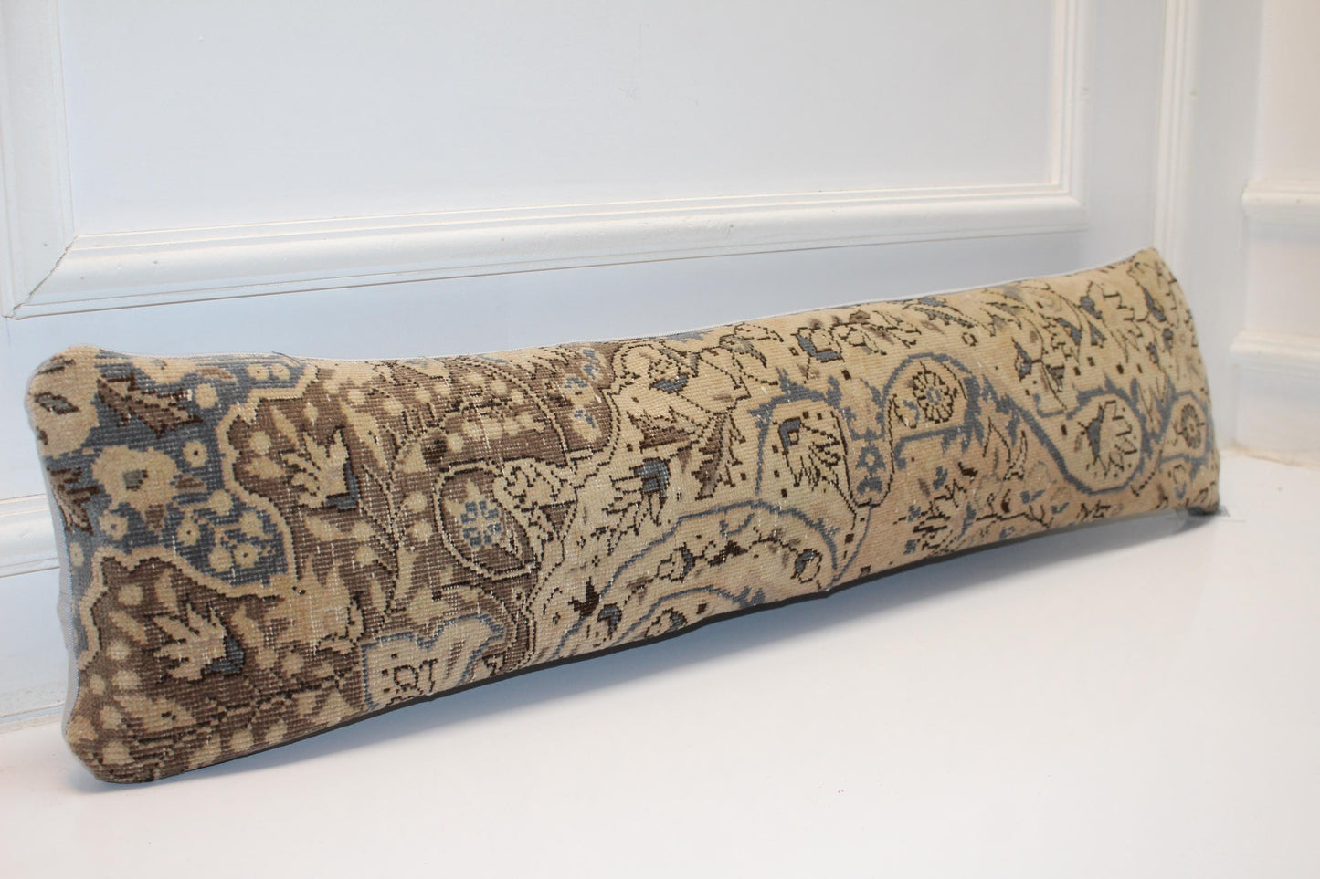 Beige Blue Floral Rug Cushion, Elegant Antique Style Long Sofa Pillow