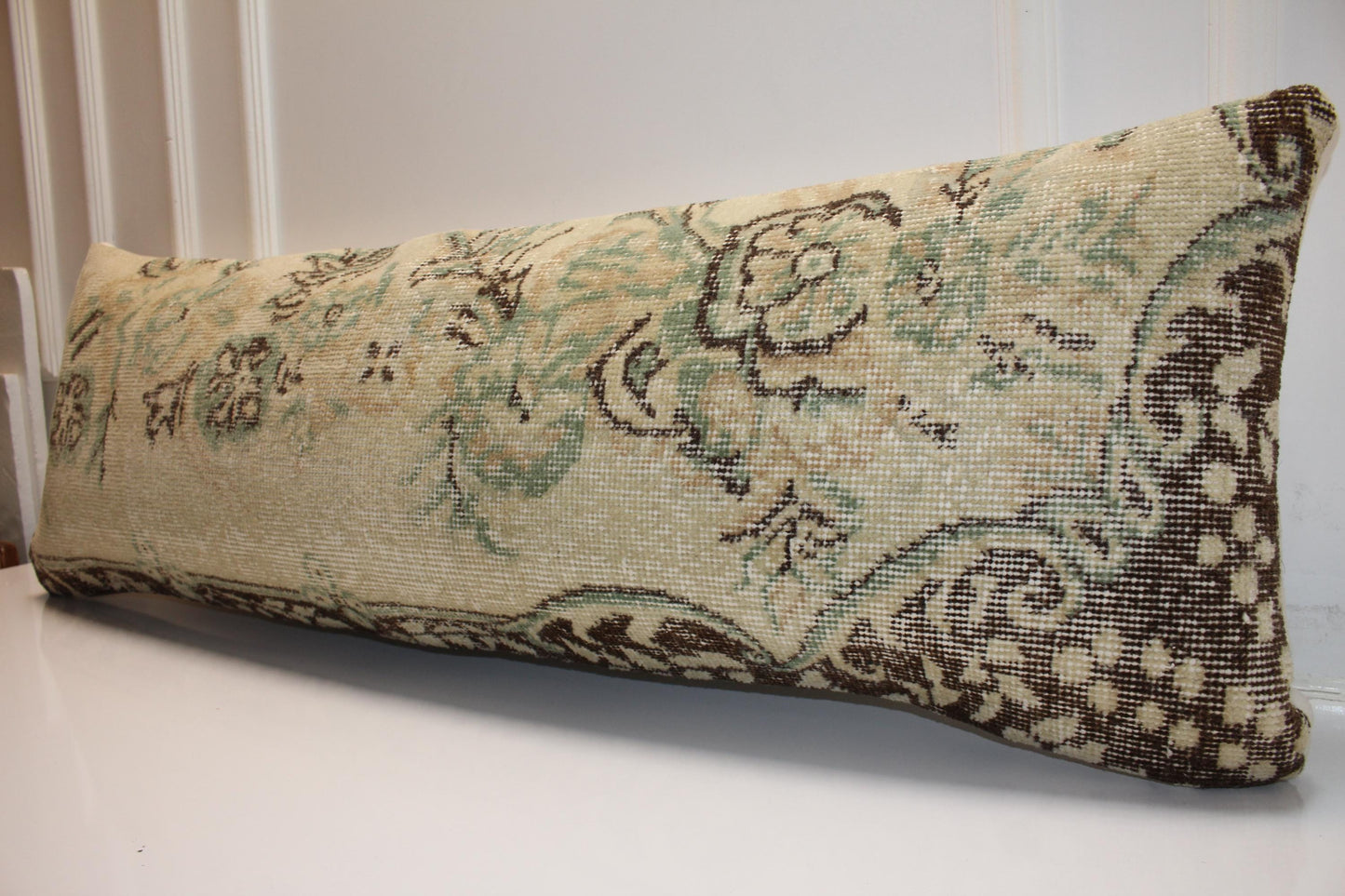 Vintage Turkish Kilim Bench Pillow Cover, Floral Lumbar Accent Cushion (16X48)