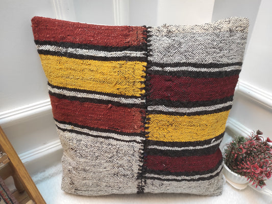 Handwoven Kilim Pillow Cover: Tribal Rustic Decor, 18x18 inch
