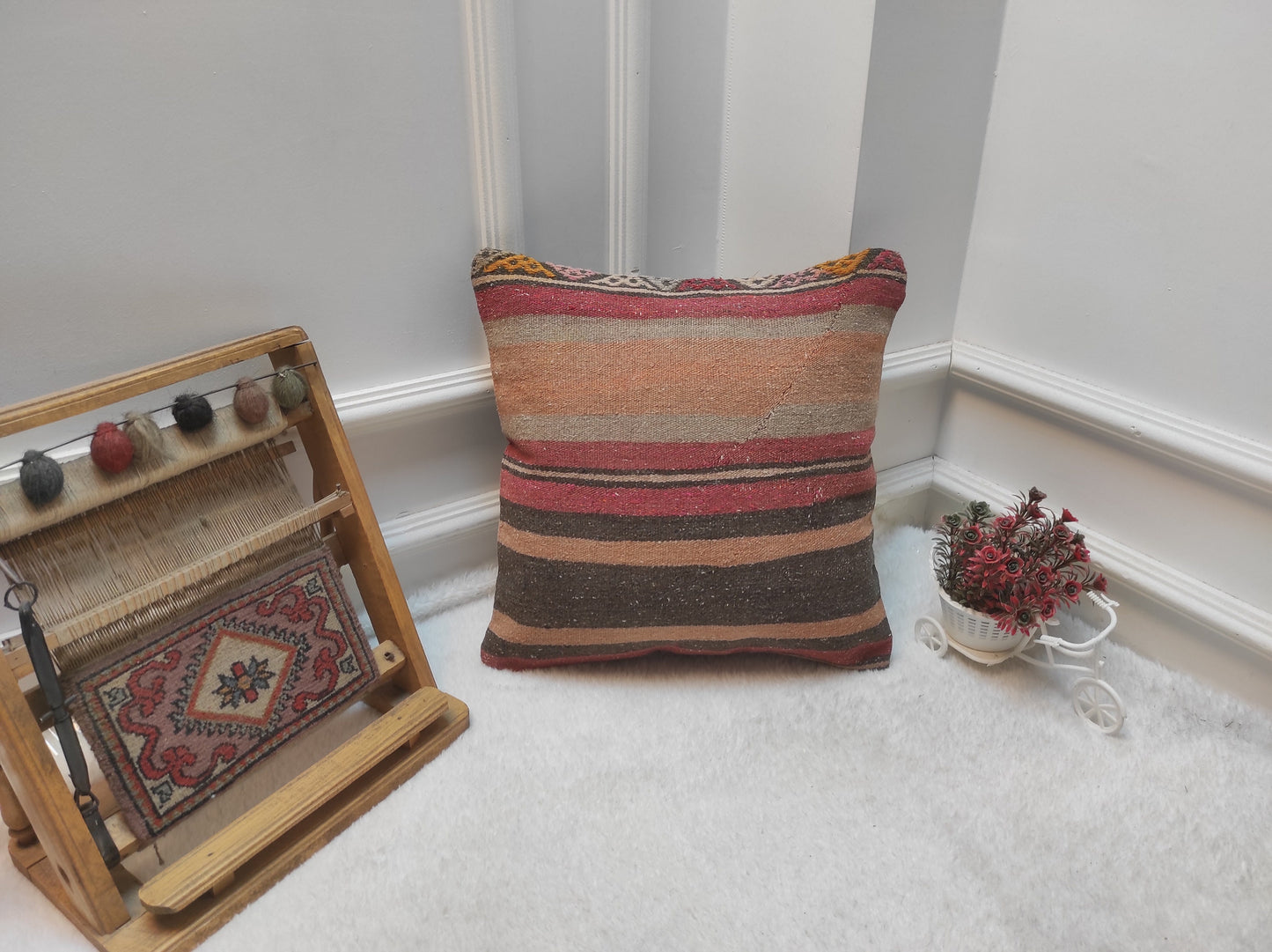 Handmade Kilim Pillow Cover: Upcycled Woven Rug, Bohemian Decor (16x16 cm)