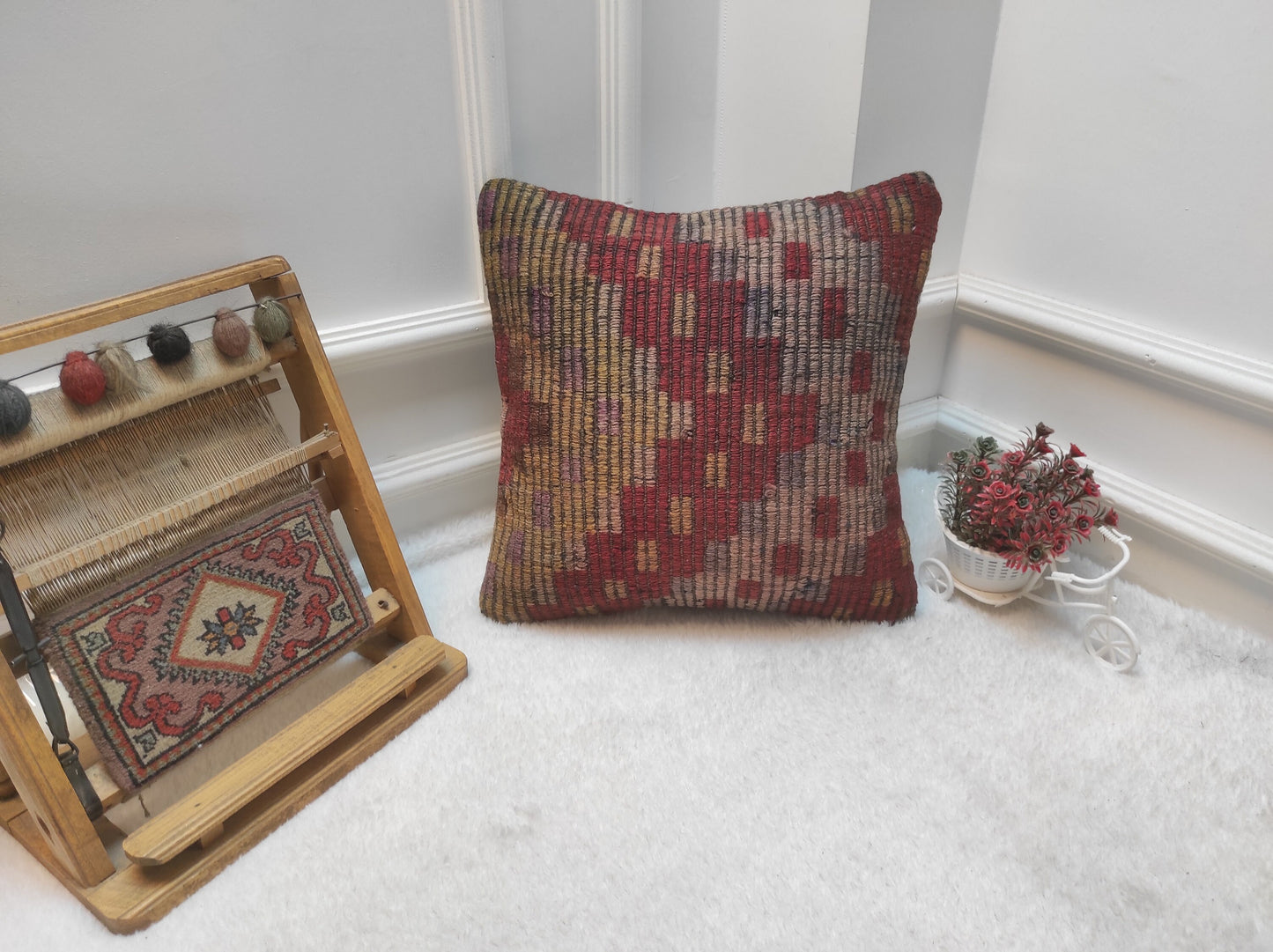 Handmade Kilim Pillow Cover: Vintage Woven Wool, 16x16 Inch