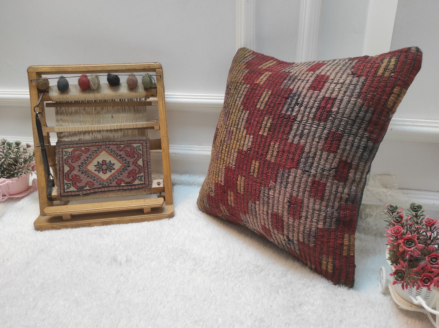 Handmade Kilim Pillow Cover: Vintage Woven Wool, 16x16 Inch