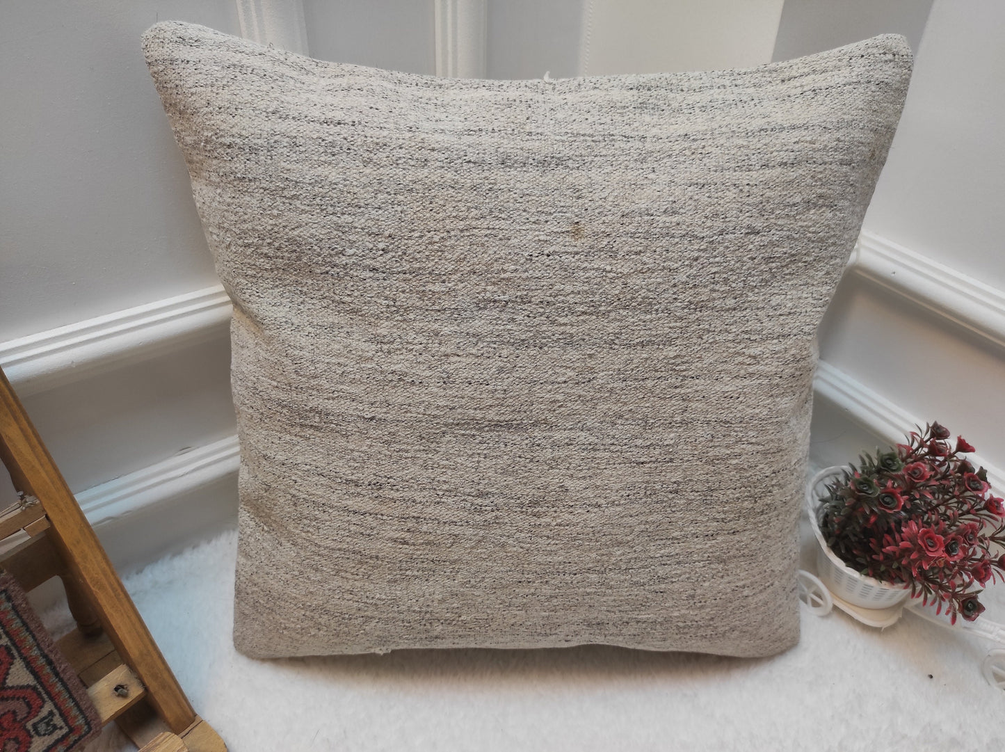 Handmade White Kilim Pillow Cover: Upcycled Woven Rug, 18x18 in