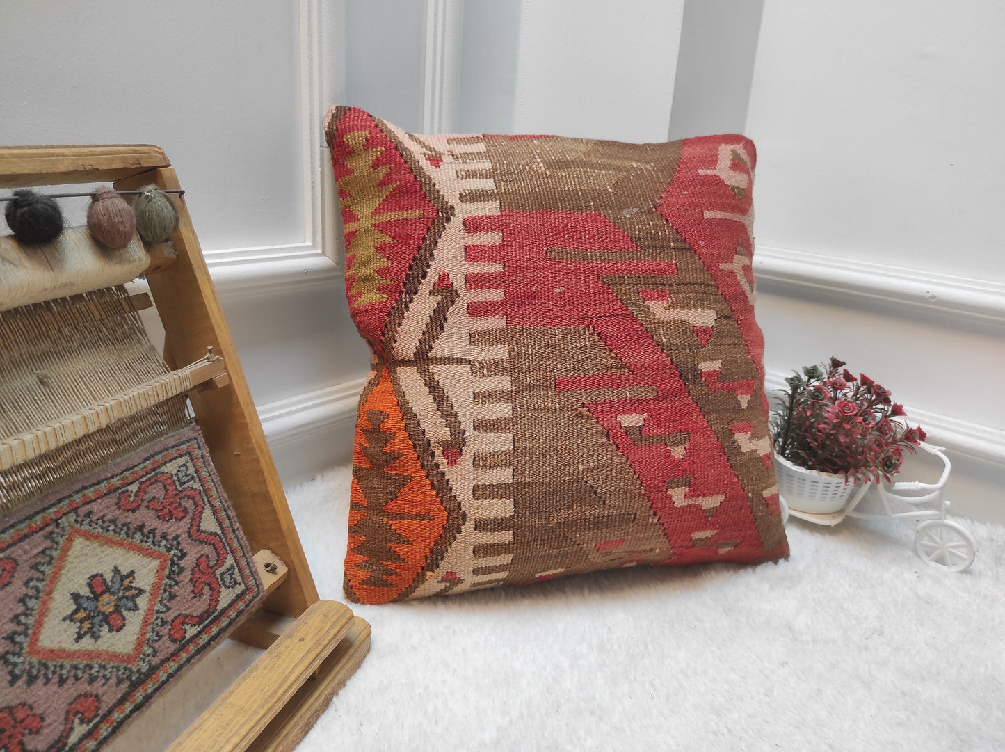 Handmade Kilim Pillow Cover: Bohemian Woven Rug, 16x16