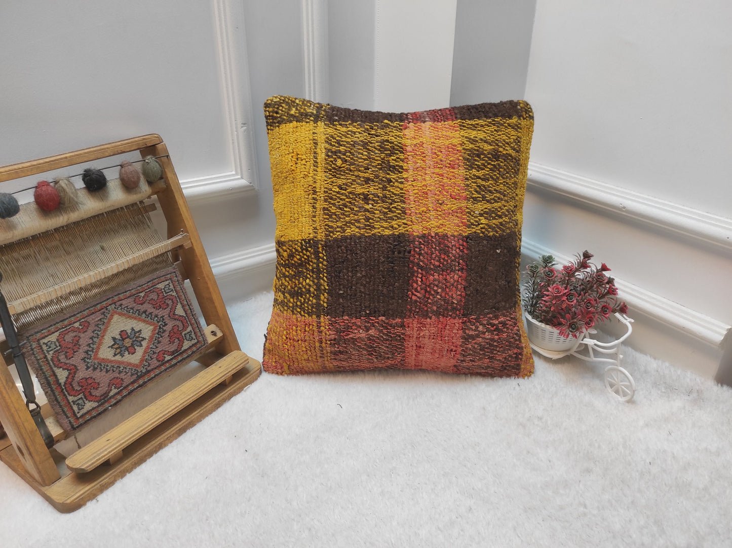 Handmade Kilim Pillow Cover: Upcycled Organic Wool, 16x16 inch