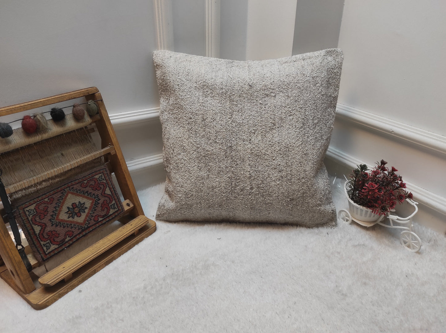 Handmade White Kilim Pillow Cover: Upcycled Wool, Bohemian Decor (18x18 in)
