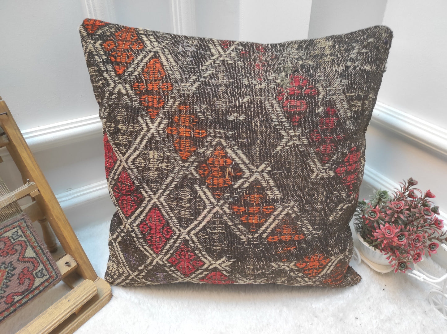 Handmade Kilim Pillow Cover: Geometric Woven Wool, 18x18 inch