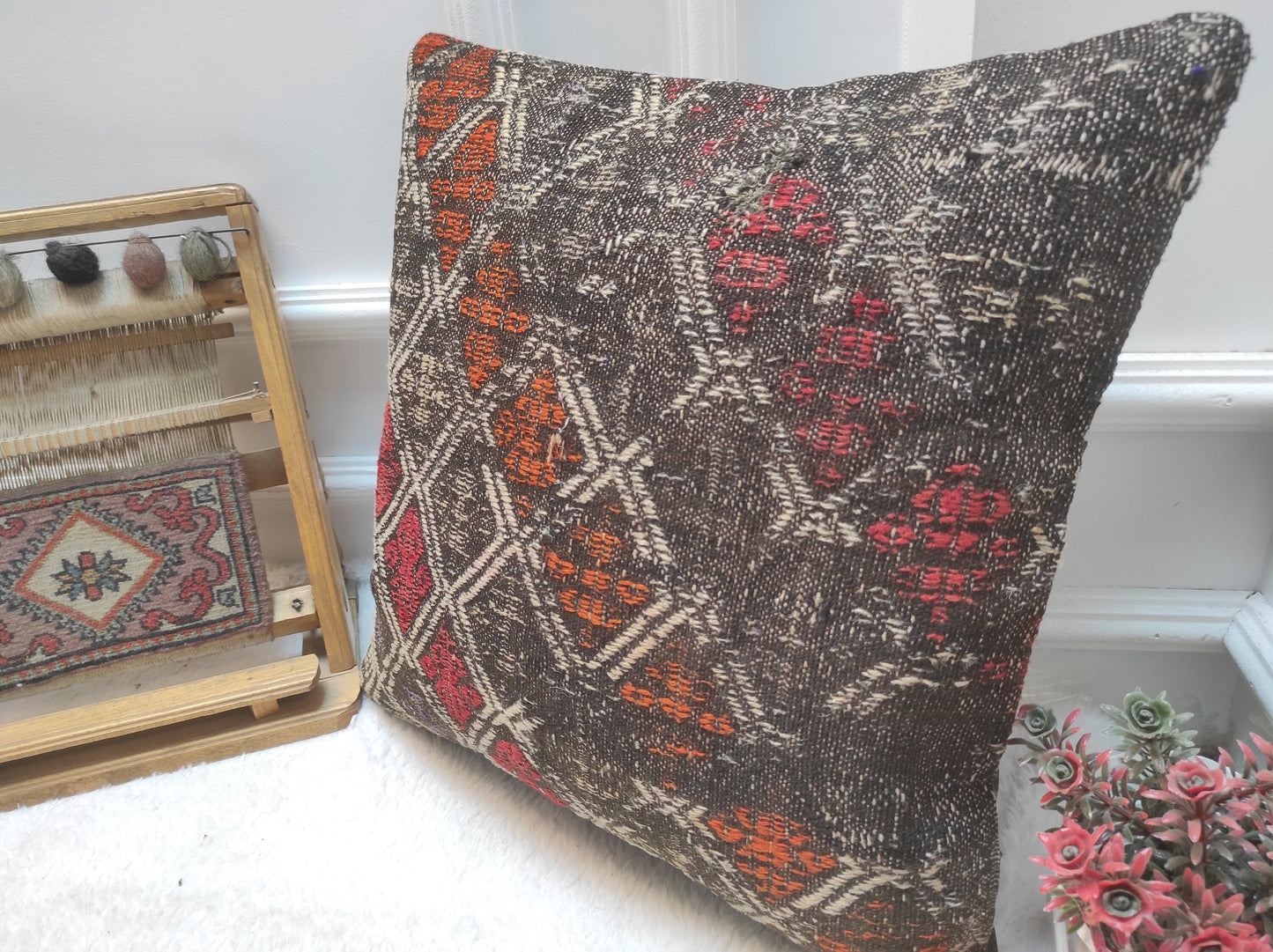 Handmade Kilim Pillow Cover: Geometric Woven Wool, 18x18 inch