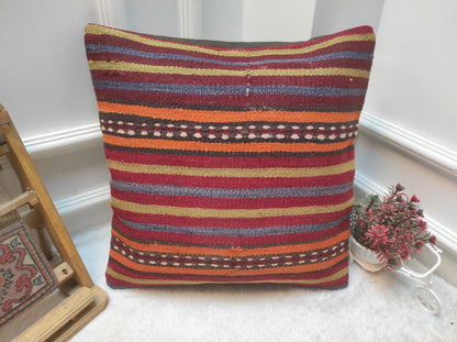 Handmade Kilim Pillow Cover: Upcycled Woven Rug, Bohemian Decor (45x45 cm)