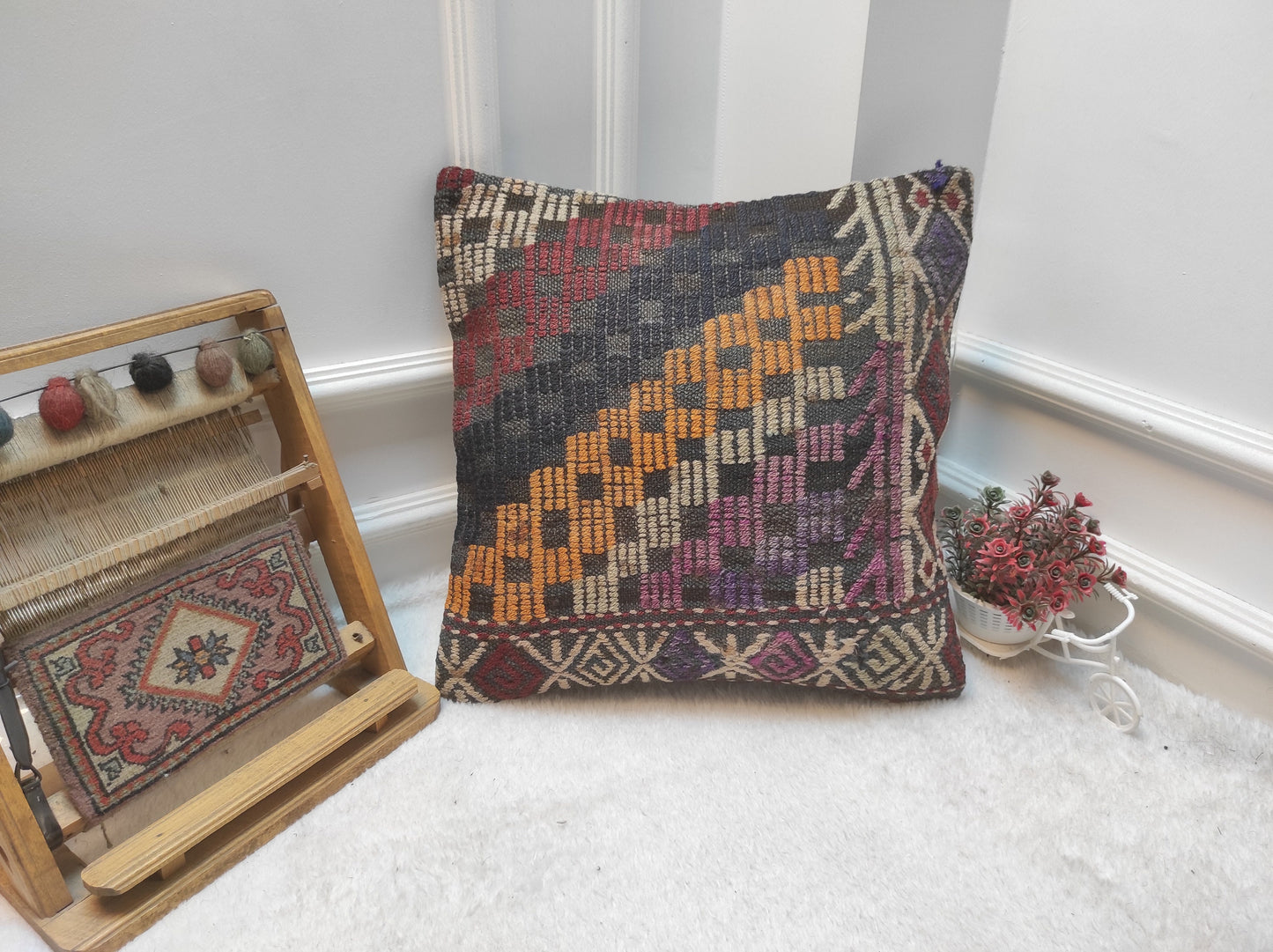Handmade Kilim Pillow Cover: Upcycled Woven Rug, 18x18 in