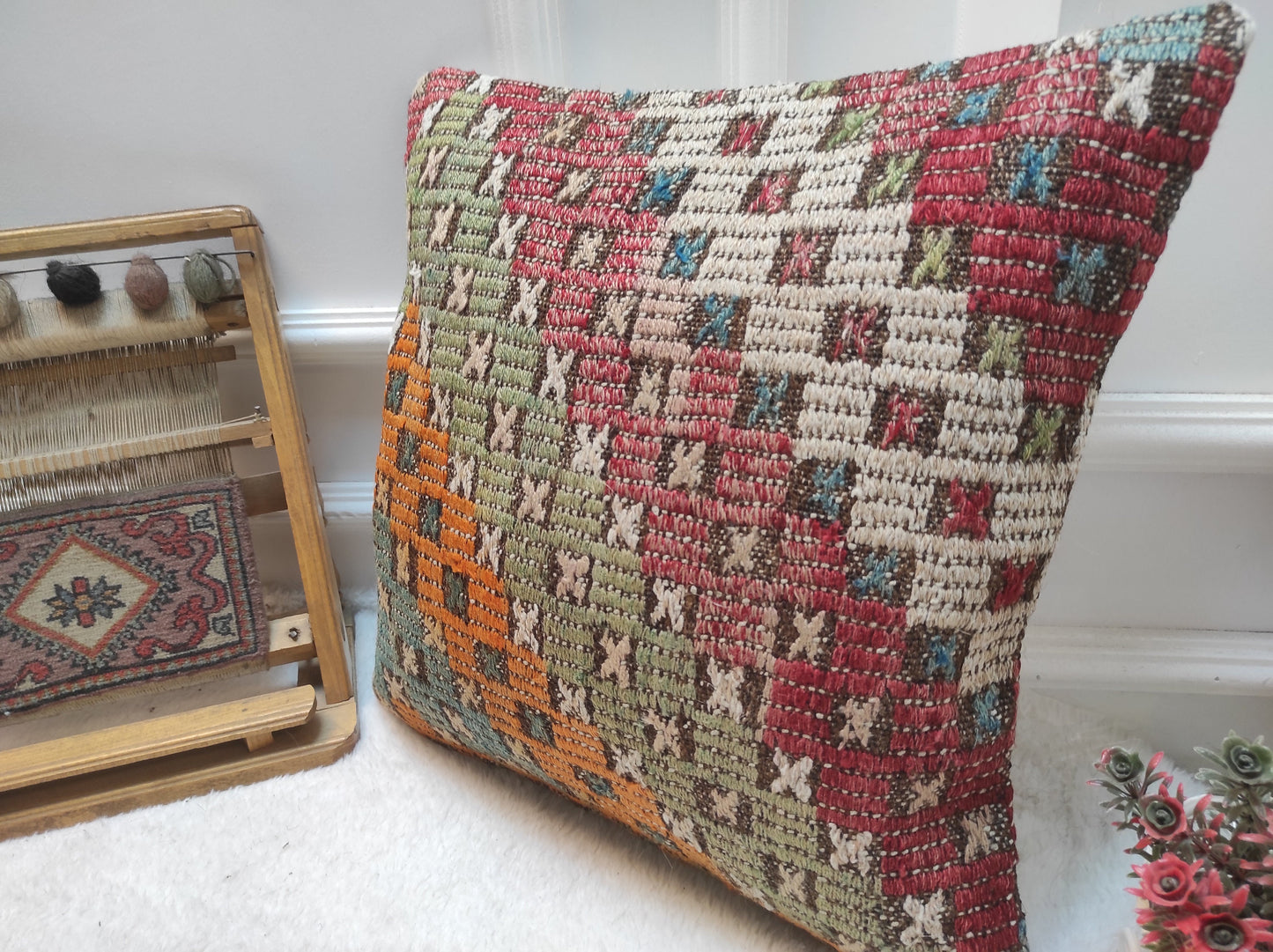 Handmade Kilim Pillow Cover: Upcycled Turkish Rug, Bohemian Decor (18x18 in)