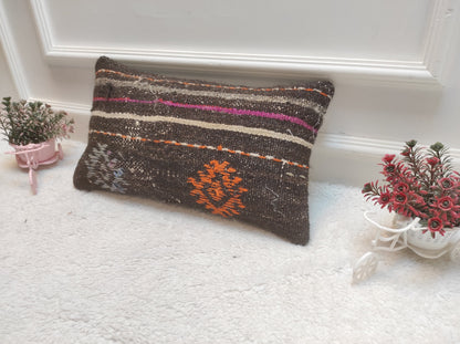 Handmade Kilim Pillow Cover: Black Bohemian Woven Rug (30x50cm)