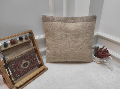 Handmade White Kilim Pillow Cover: Bohemian Rug Pillow (18x18 inc)