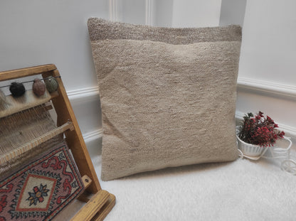 Handmade White Kilim Pillow Cover: Bohemian Rug Pillow (18x18 inc)
