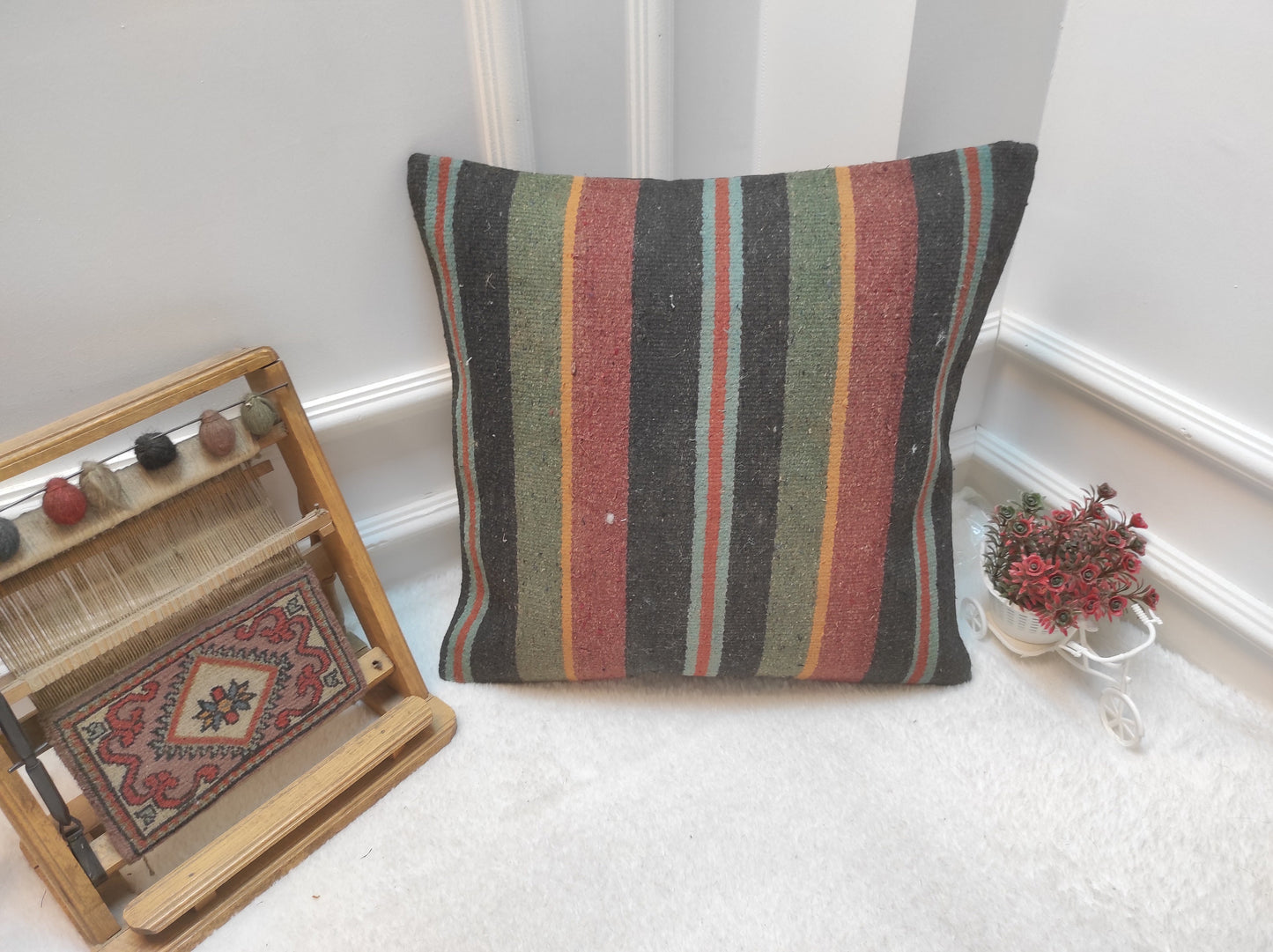 Handmade Kilim Pillow Cover: Upcycled Woven Rug, 20x20 inc