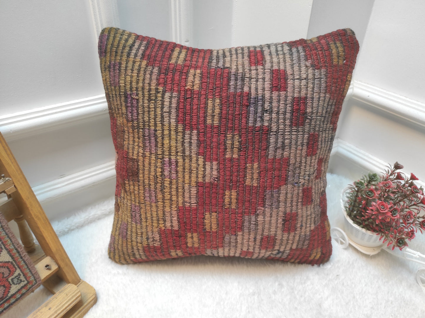 Handmade Kilim Pillow Cover: Vintage Woven Wool, 16x16 Inch