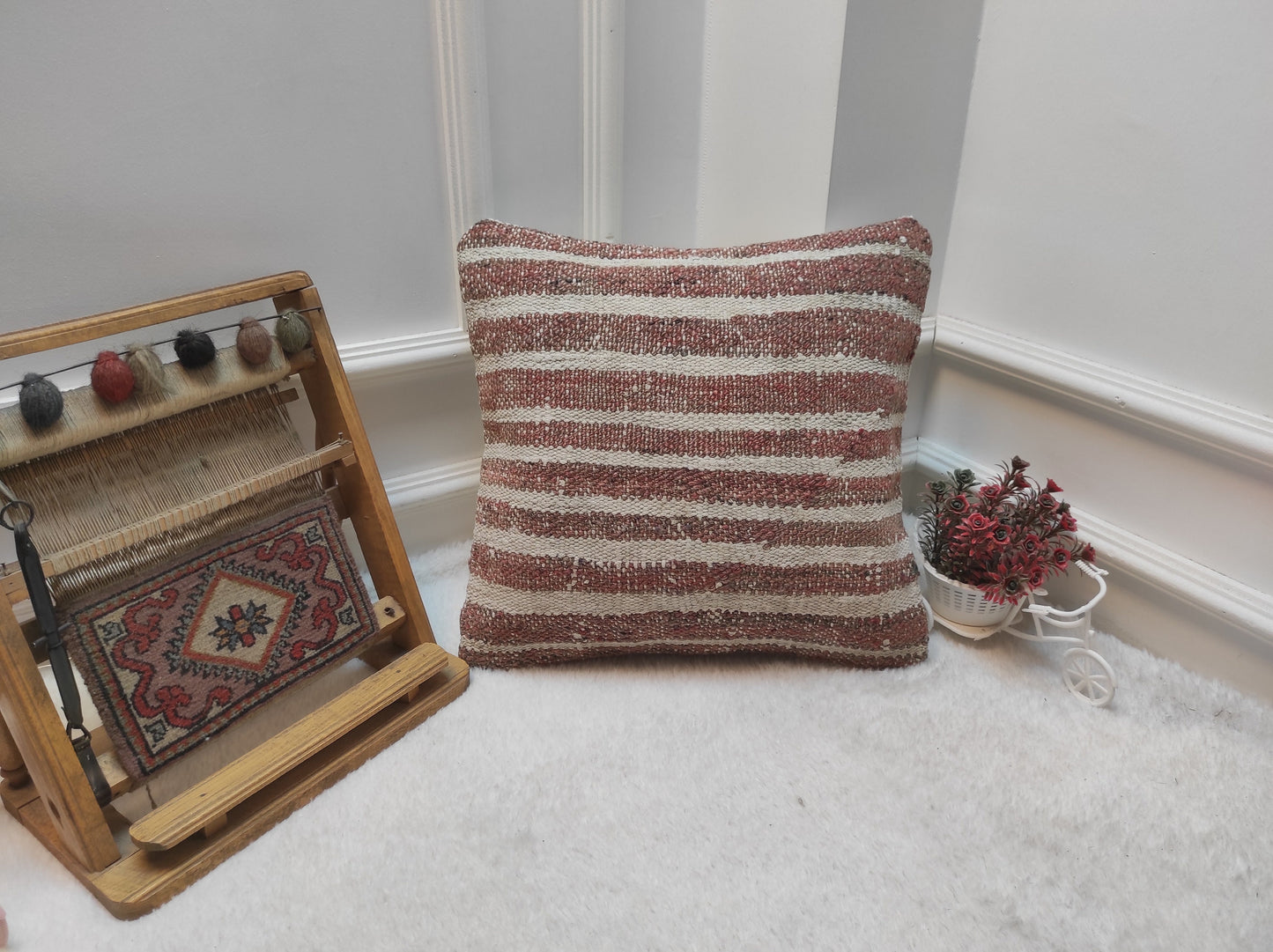 Handmade Kilim Pillow Cover: Upcycled Turkish Rug, 16x16 inch