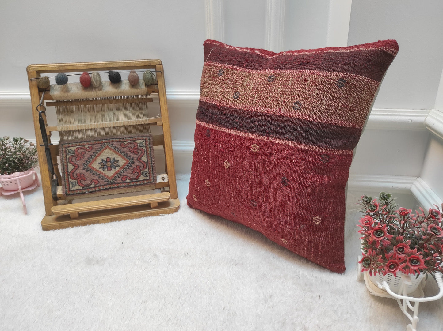 Handmade Kilim Pillow Cover: Upcycled Organic Wool, 16x16