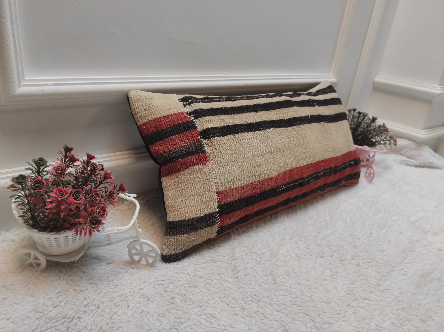 Handmade Turkish Kilim Lumbar Pillow: Woven Boho Decor (12x24 in)