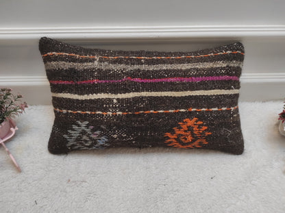 Handmade Kilim Pillow Cover: Black Bohemian Woven Rug (30x50cm)