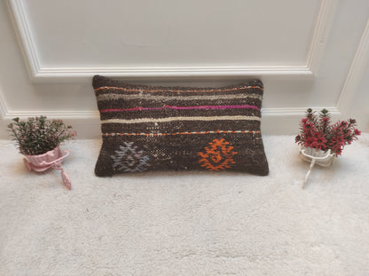 Handmade Kilim Pillow Cover: Black Bohemian Woven Rug (30x50cm)