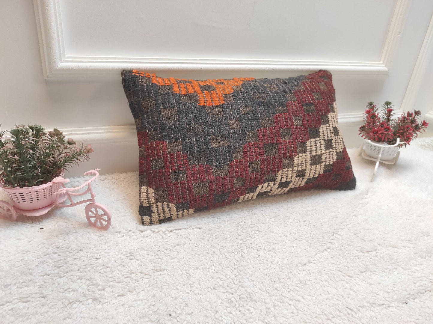 Handmade Geometric Kilim Lumbar Pillow Cover: Boho Decor (12x20 in)