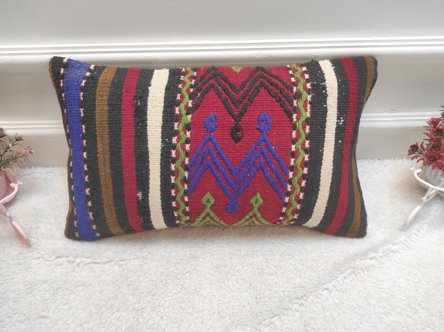 Handmade Lumbar Kilim Pillow Cover: 12x20 inc, Bohemian Decor