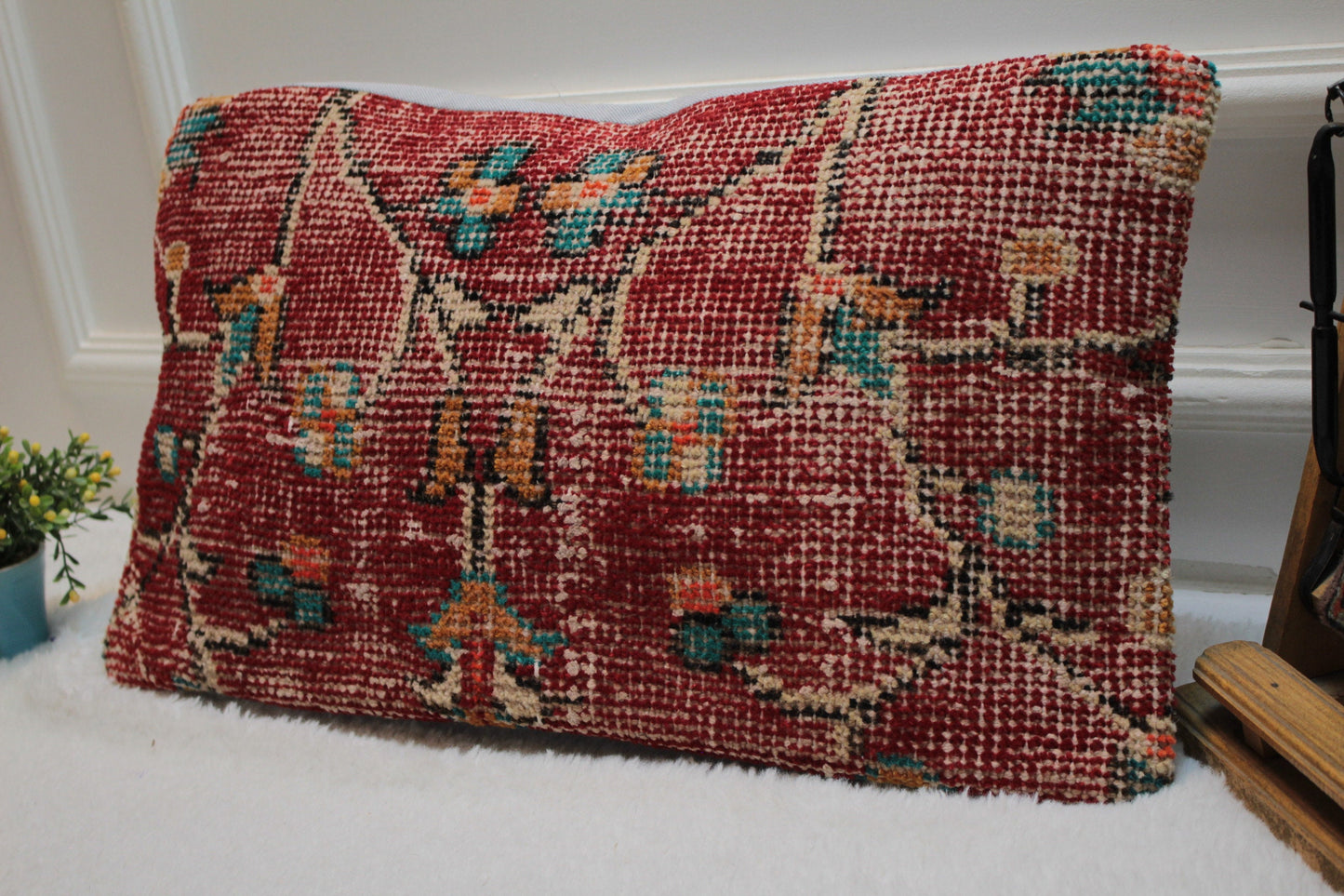 Handmade Turkish Kilim Pillow: Floral Woven Rug Pillow Cover (12x24 in)