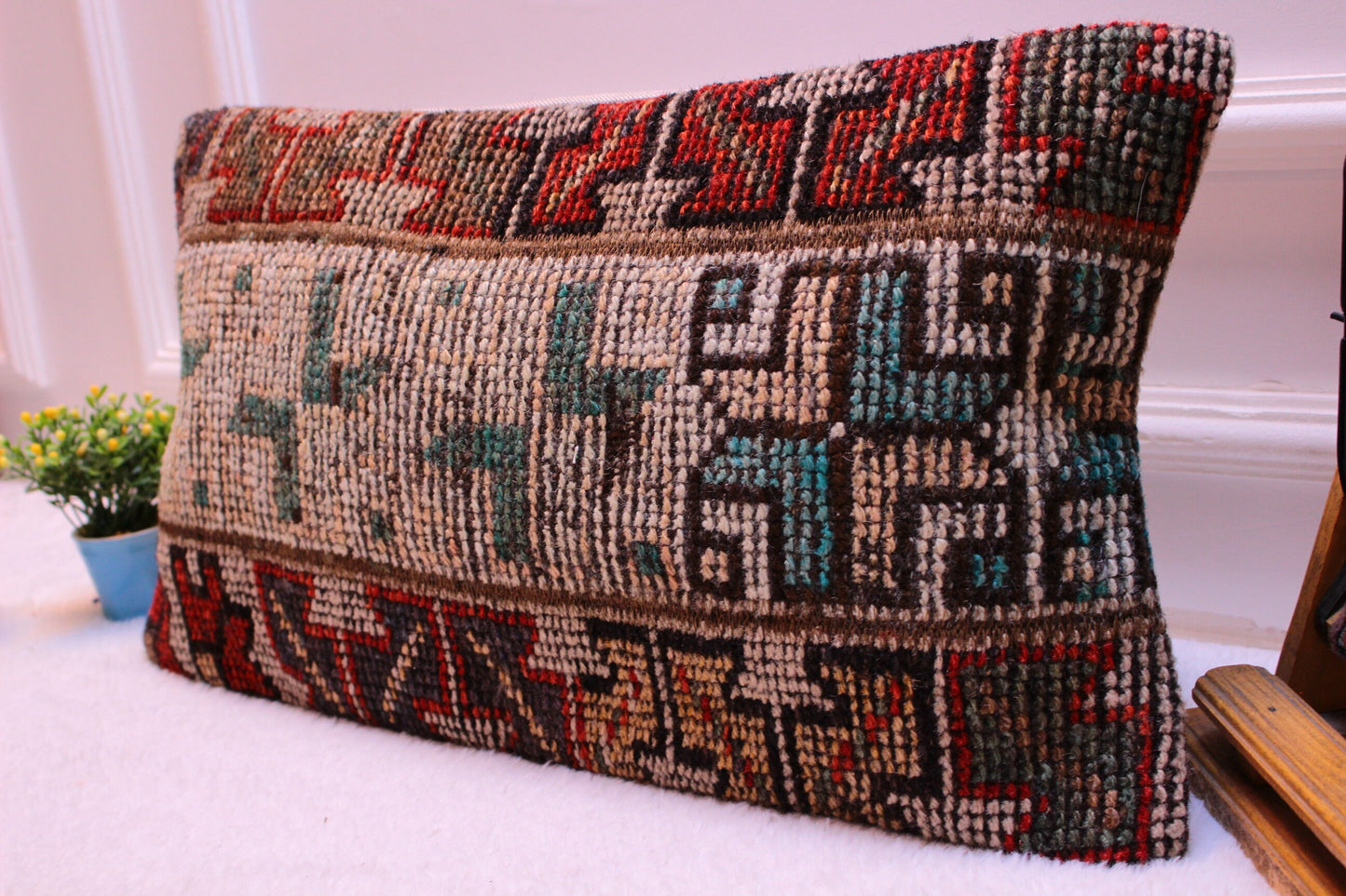 Handmade Turkish Kilim Pillow Cover: Boho Decor (12x24 inc)