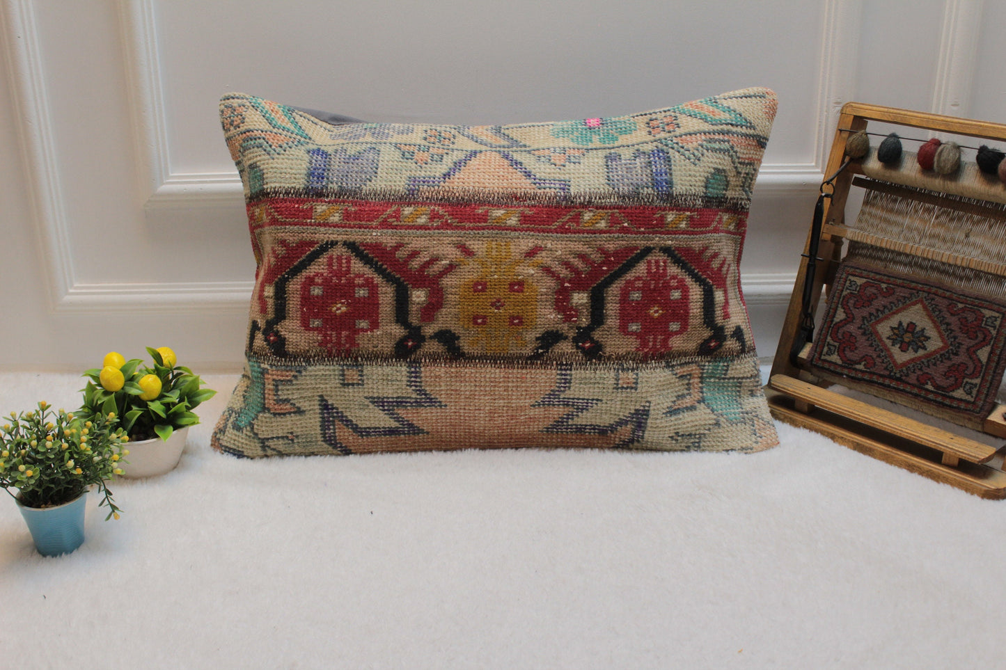 Handmade Kilim Pillow Cover: Organic Wool Boho Decor (16x24 inc)