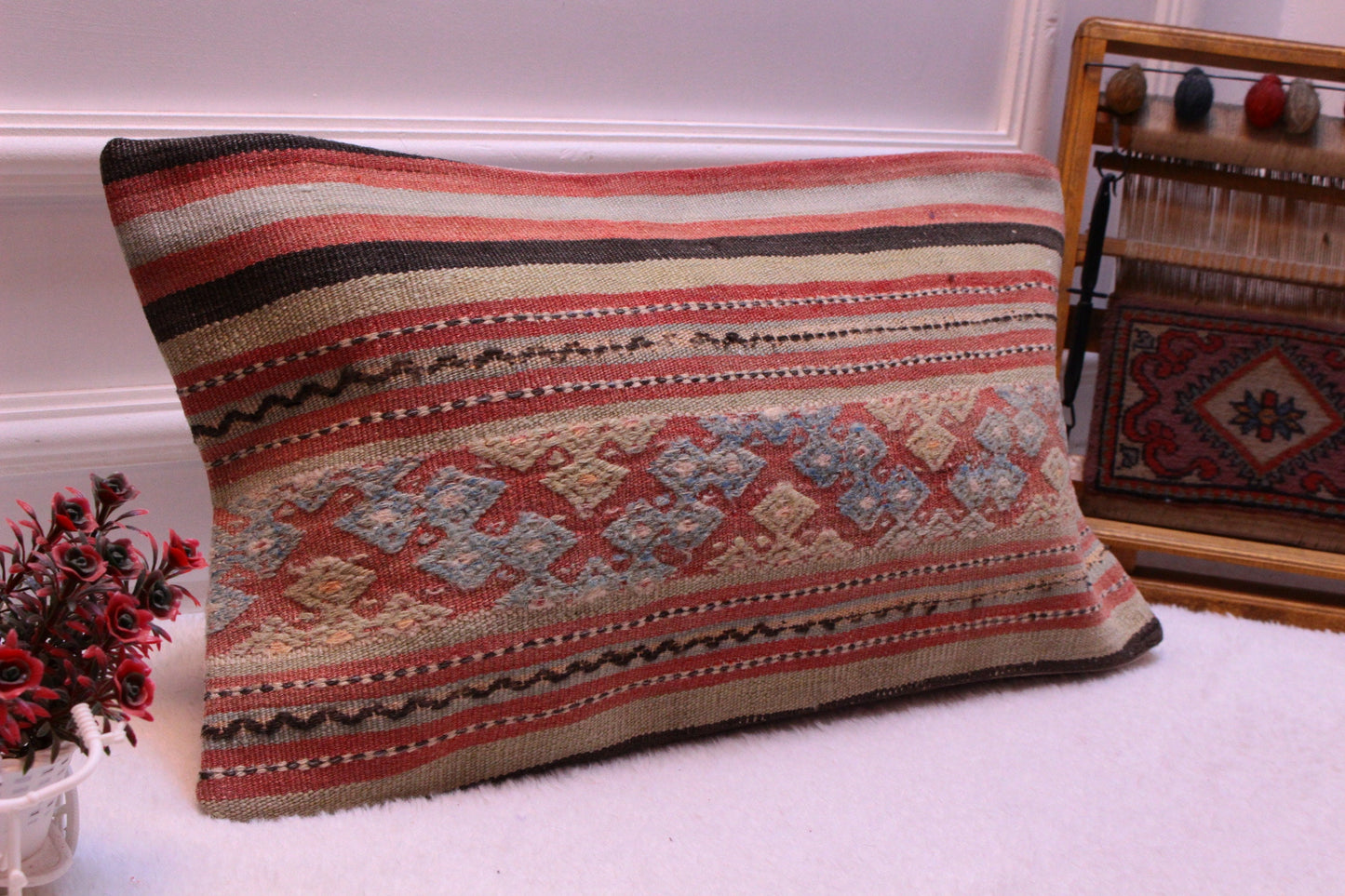 Turkish Kilim Lumbar Pillow Cover: Boho Organic Wool (12x24 inc)